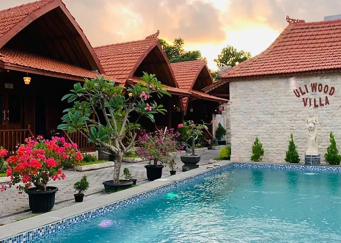 Uli Wood Villa, Bali - Near Gwk Affittacamere