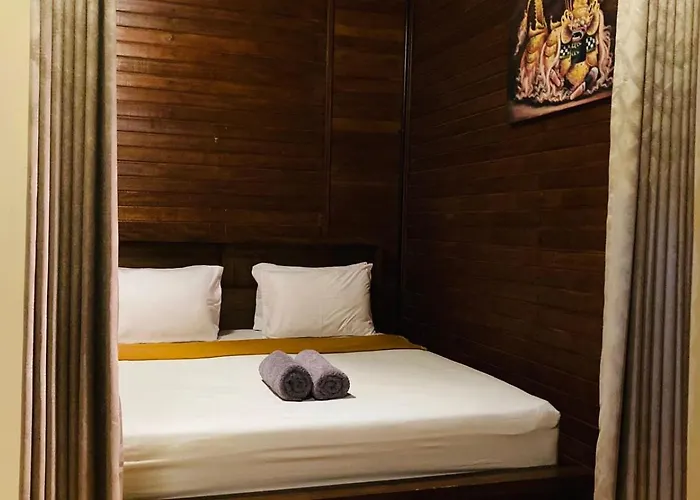 Uli Wood Villa, Bali - Near Gwk Affittacamere 3*
