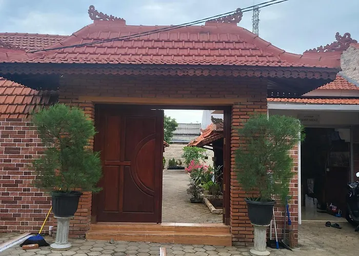 Affittacamere Uli Wood Villa, Bali - Near Gwk 3*