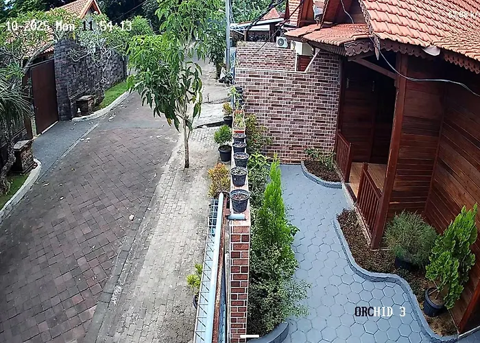 Affittacamere Uli Wood Villa, Bali - Near Gwk Jimbaran